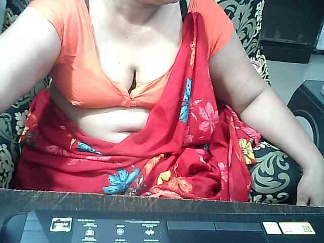 Indianbhabhimilf40 webcam