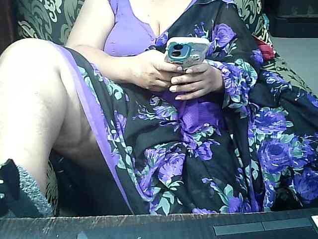 Indianbhabhimilf40 webcam