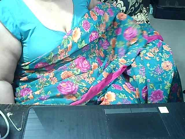 Indianbhabhimilf40 webcam