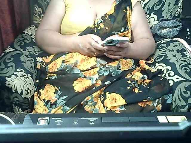 Indianbhabhimilf40 webcam