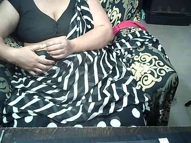 Indianbhabhimilf40 webcam