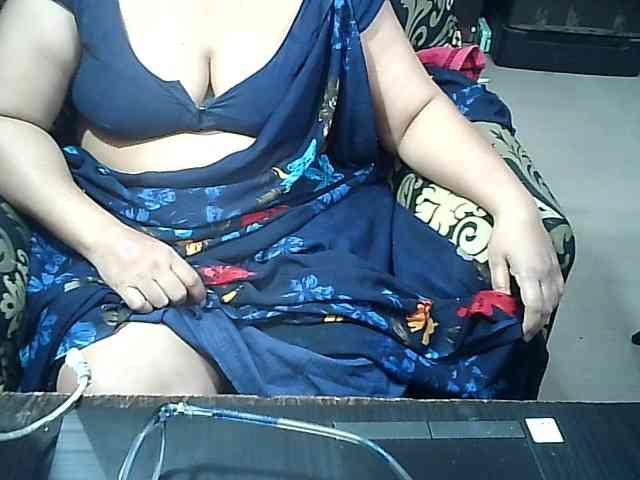 Indianbhabhimilf40 webcam