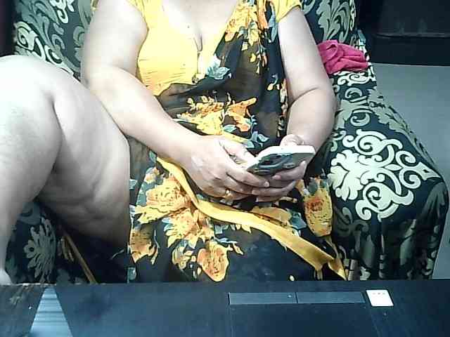 Indianbhabhimilf40 webcam