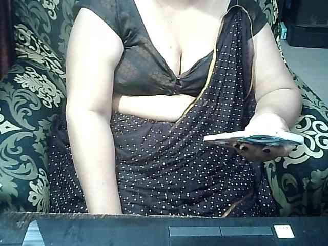 Indianbhabhimilf40 webcam