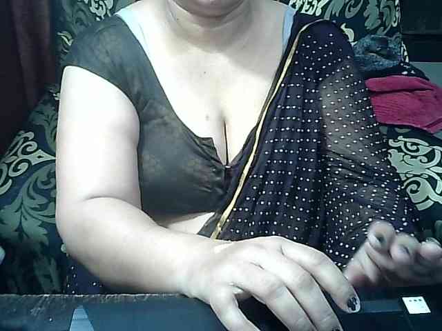 Indianbhabhimilf40 webcam