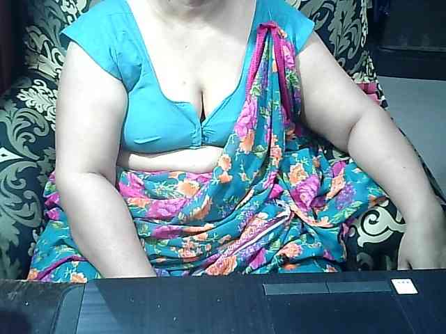 Indianbhabhimilf40 webcam
