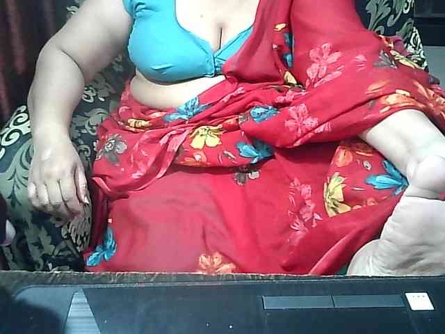 Indianbhabhimilf40 webcam