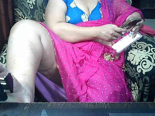 Indianbhabhimilf40 webcam