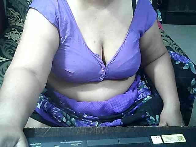 Indianbhabhimilf40 webcam