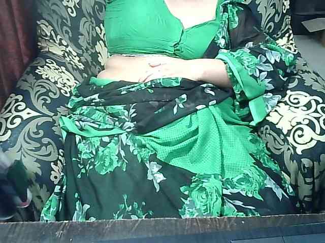 Indianbhabhimilf40 webcam