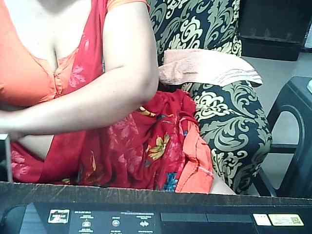 Indianbhabhimilf40 webcam