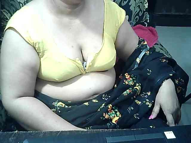 Indianbhabhimilf40 webcam