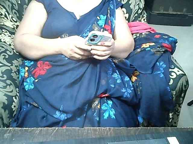 Indianbhabhimilf40 webcam