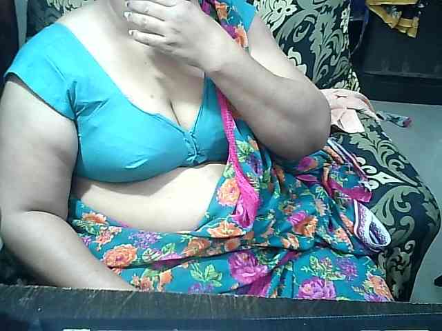 Indianbhabhimilf40 webcam