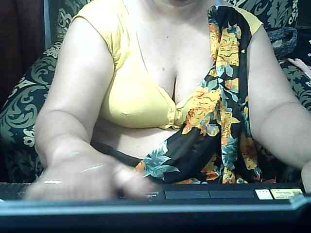 Indianbhabhimilf40 webcam