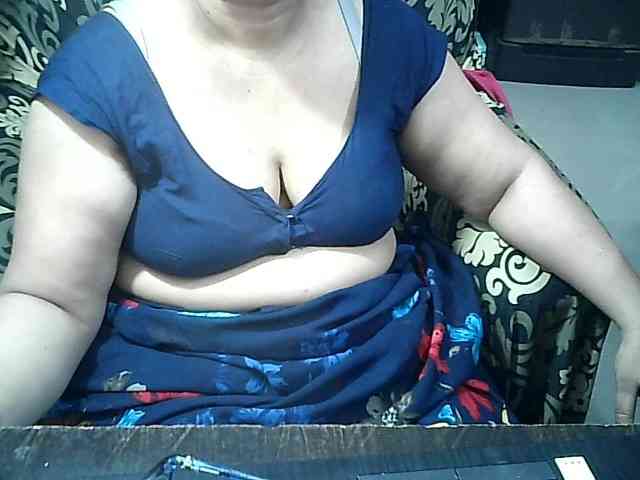 Indianbhabhimilf40 webcam