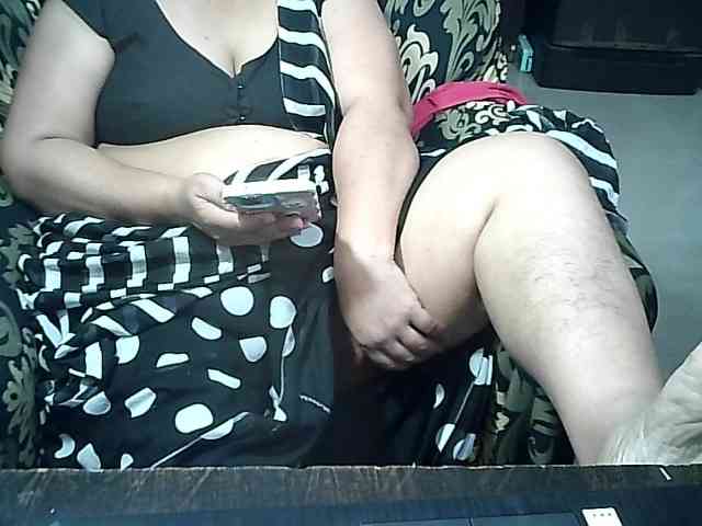 Indianbhabhimilf40 webcam