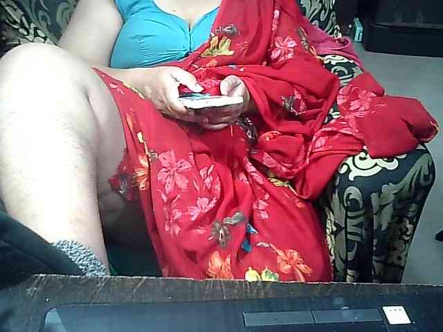 Indianbhabhimilf40 webcam