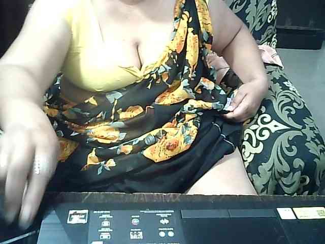 Indianbhabhimilf40 webcam