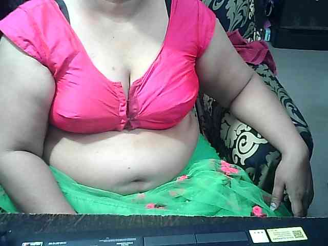 Indianbhabhimilf40 webcam