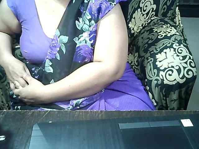 Indianbhabhimilf40 webcam