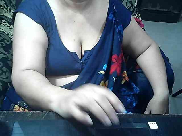 Indianbhabhimilf40 webcam