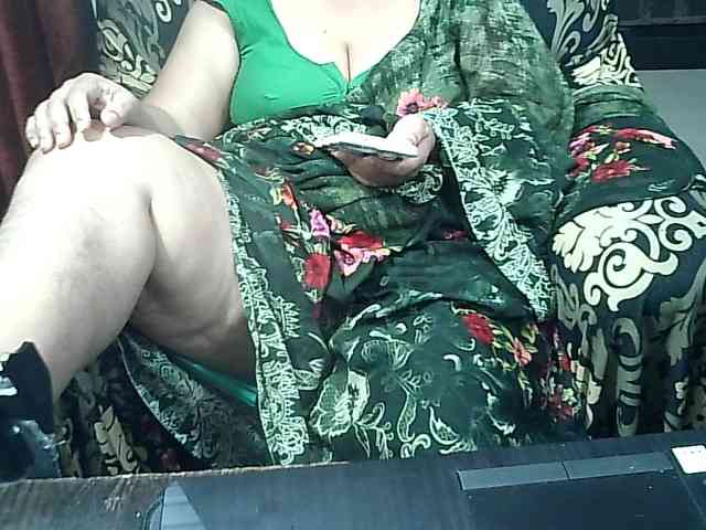 Indianbhabhimilf40 webcam