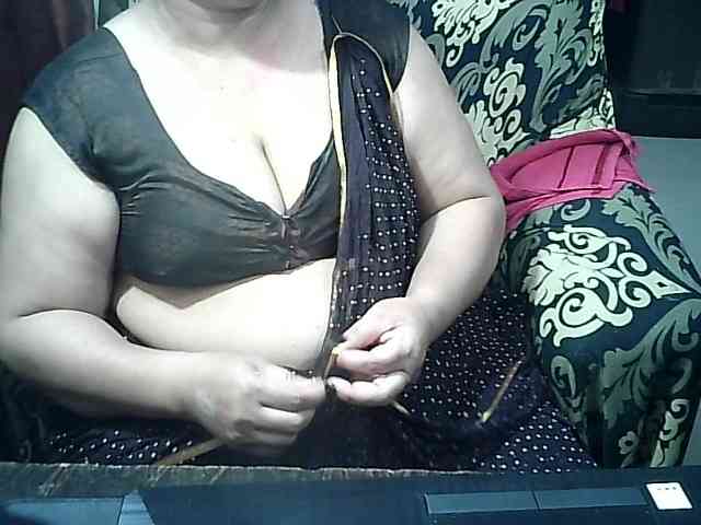 Indianbhabhimilf40 webcam