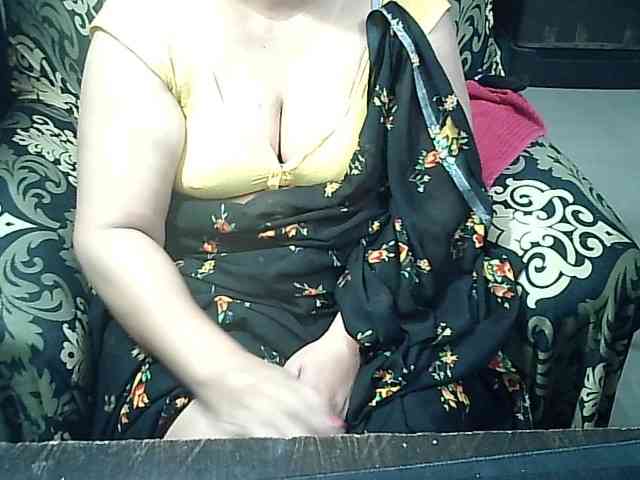 Indianbhabhimilf40 webcam