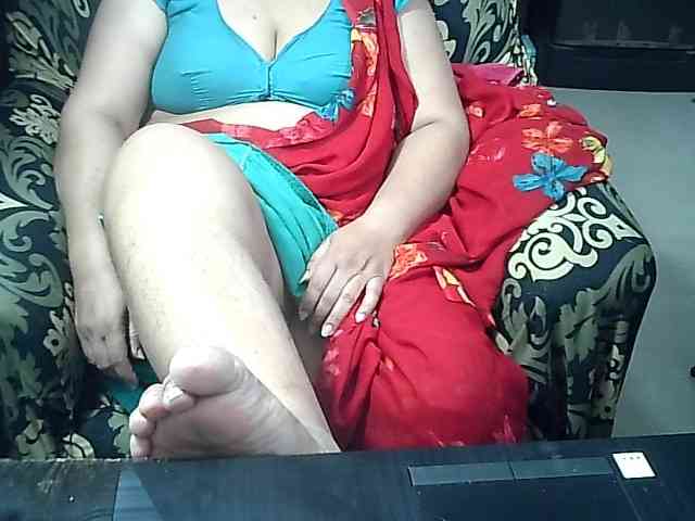 Indianbhabhimilf40 webcam