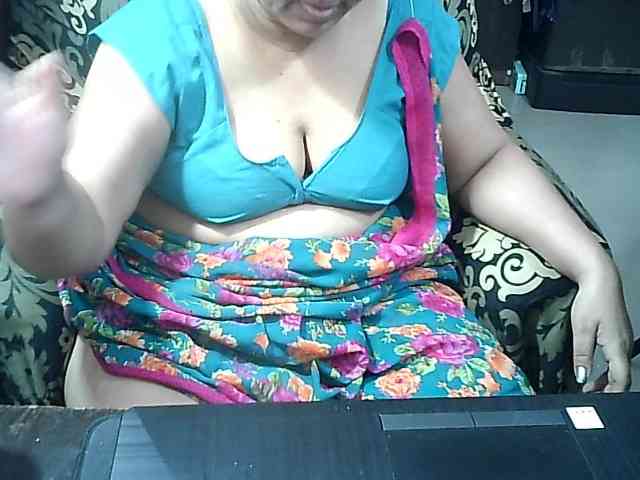 Indianbhabhimilf40 webcam