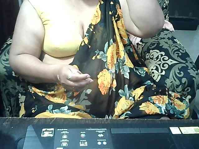 Indianbhabhimilf40 webcam