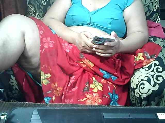 Indianbhabhimilf40 webcam