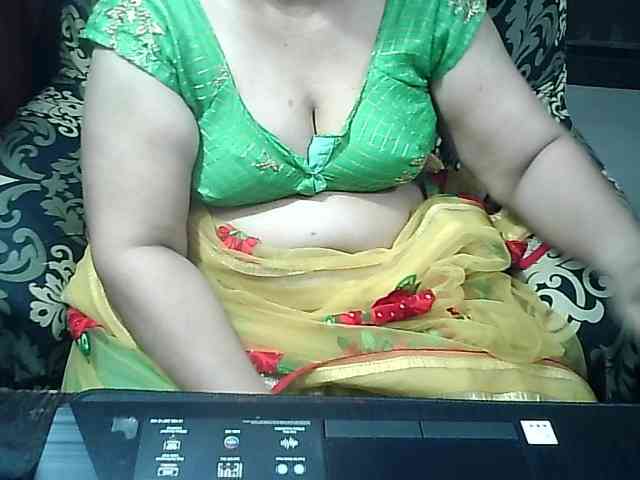 Indianbhabhimilf40 webcam