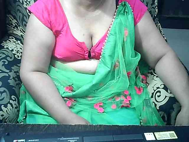 Indianbhabhimilf40 webcam