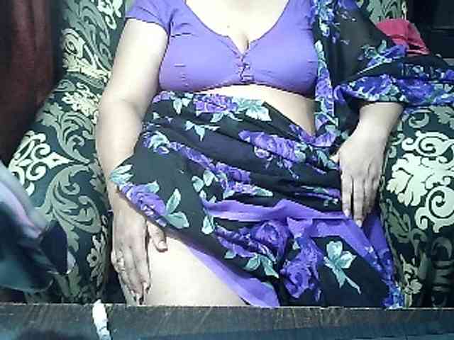 Indianbhabhimilf40 webcam