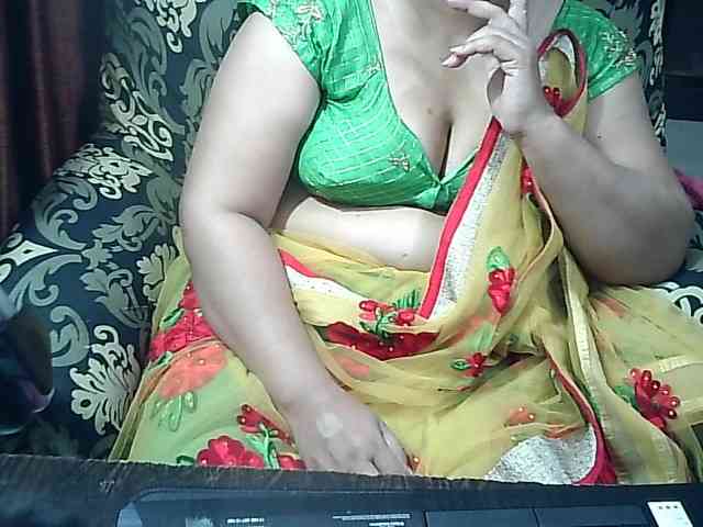 Indianbhabhimilf40 webcam