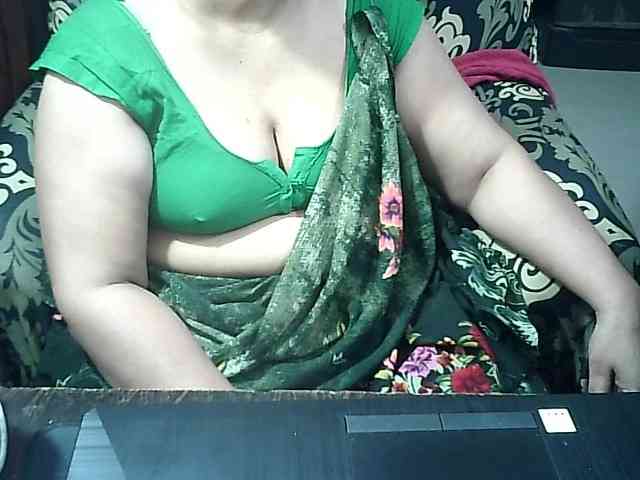 Indianbhabhimilf40 webcam