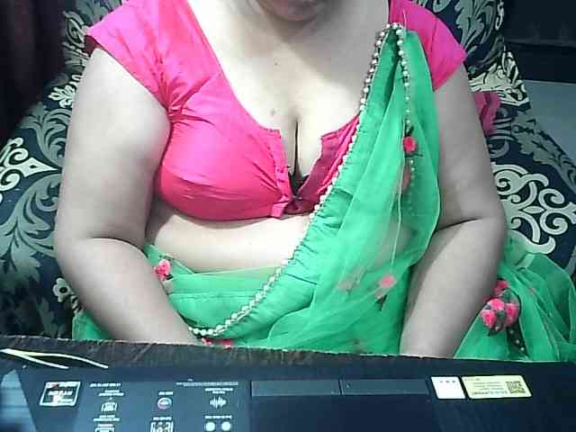 Indianbhabhimilf40 webcam