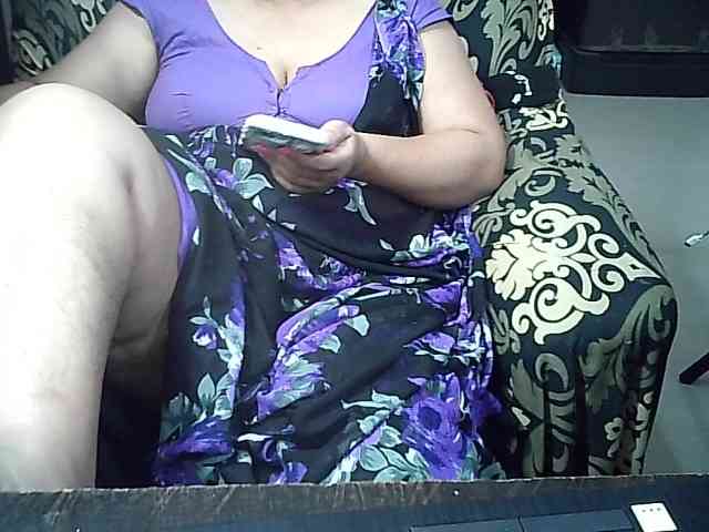 Indianbhabhimilf40 webcam