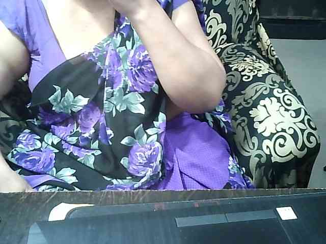 Indianbhabhimilf40 webcam