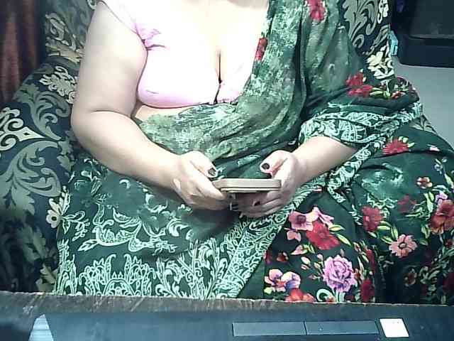 Indianbhabhimilf40 webcam
