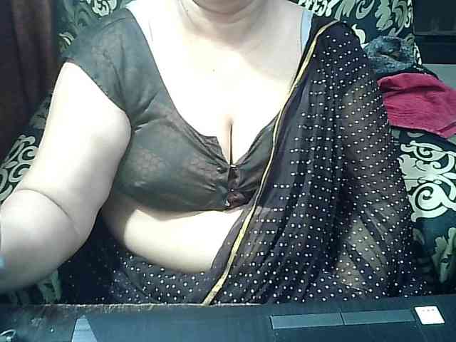 Indianbhabhimilf40 webcam