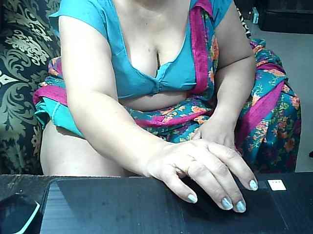 Indianbhabhimilf40 webcam