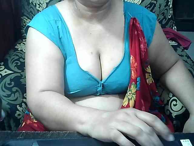 Indianbhabhimilf40 webcam