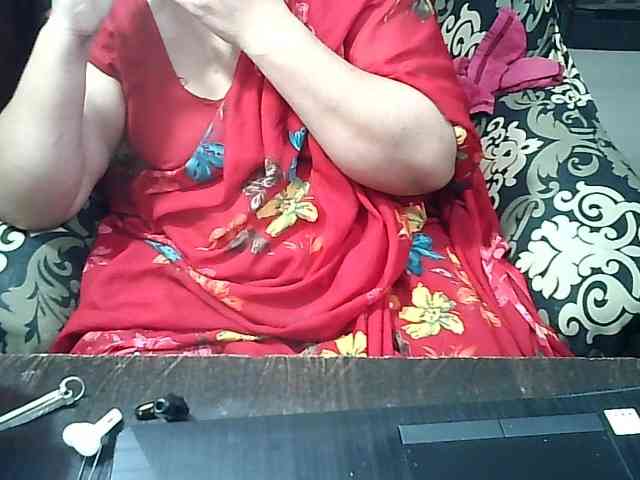 Indianbhabhimilf40 webcam