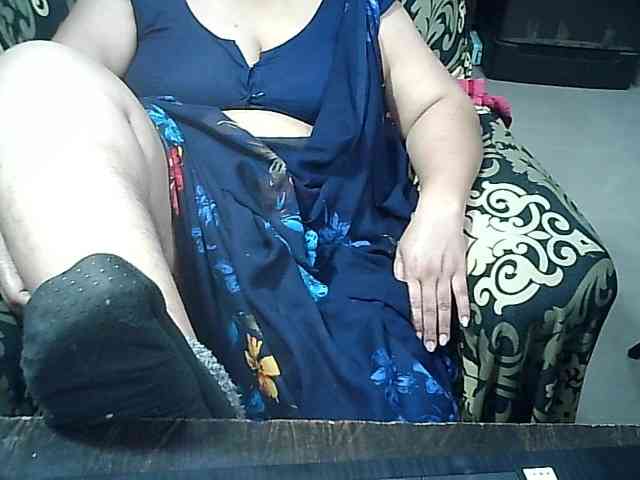 Indianbhabhimilf40 webcam