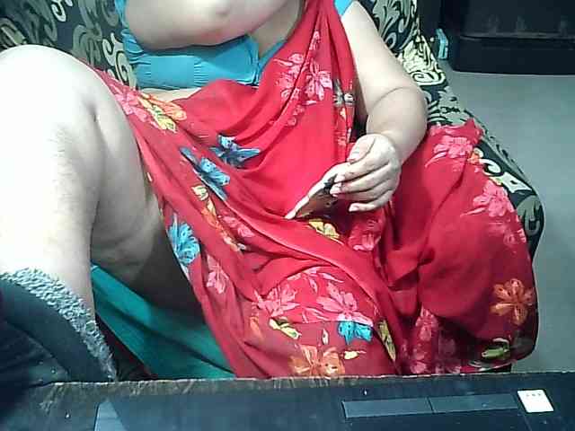 Indianbhabhimilf40 webcam