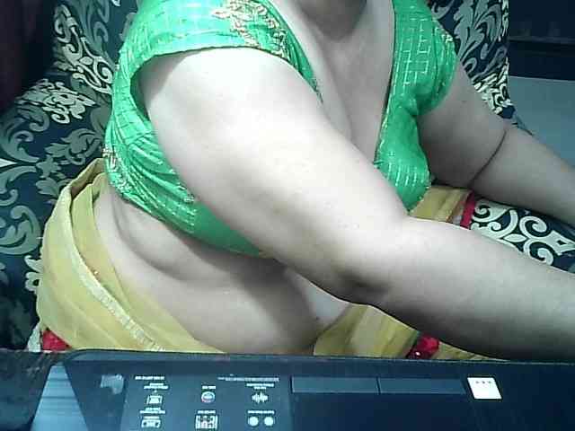 Indianbhabhimilf40 webcam