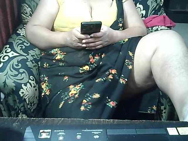 Indianbhabhimilf40 webcam